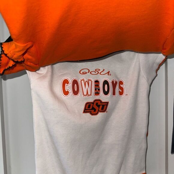 Oklahoma State University Baby 3 piece onesies 18 months - Picture 3 of 4
